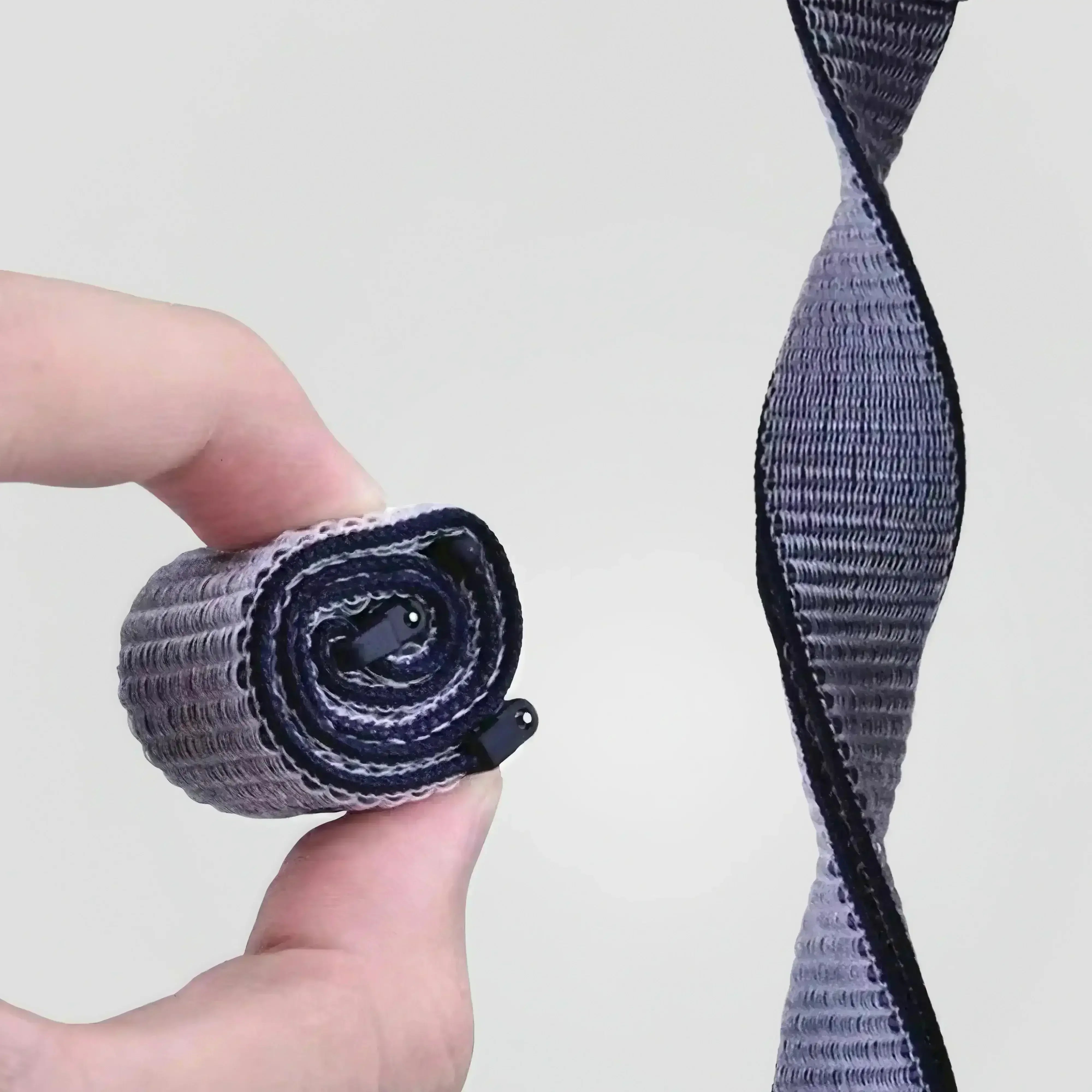 Image of Aeri — Sport Loop — Fitbit Charge 5/6 - Nothing but Bands