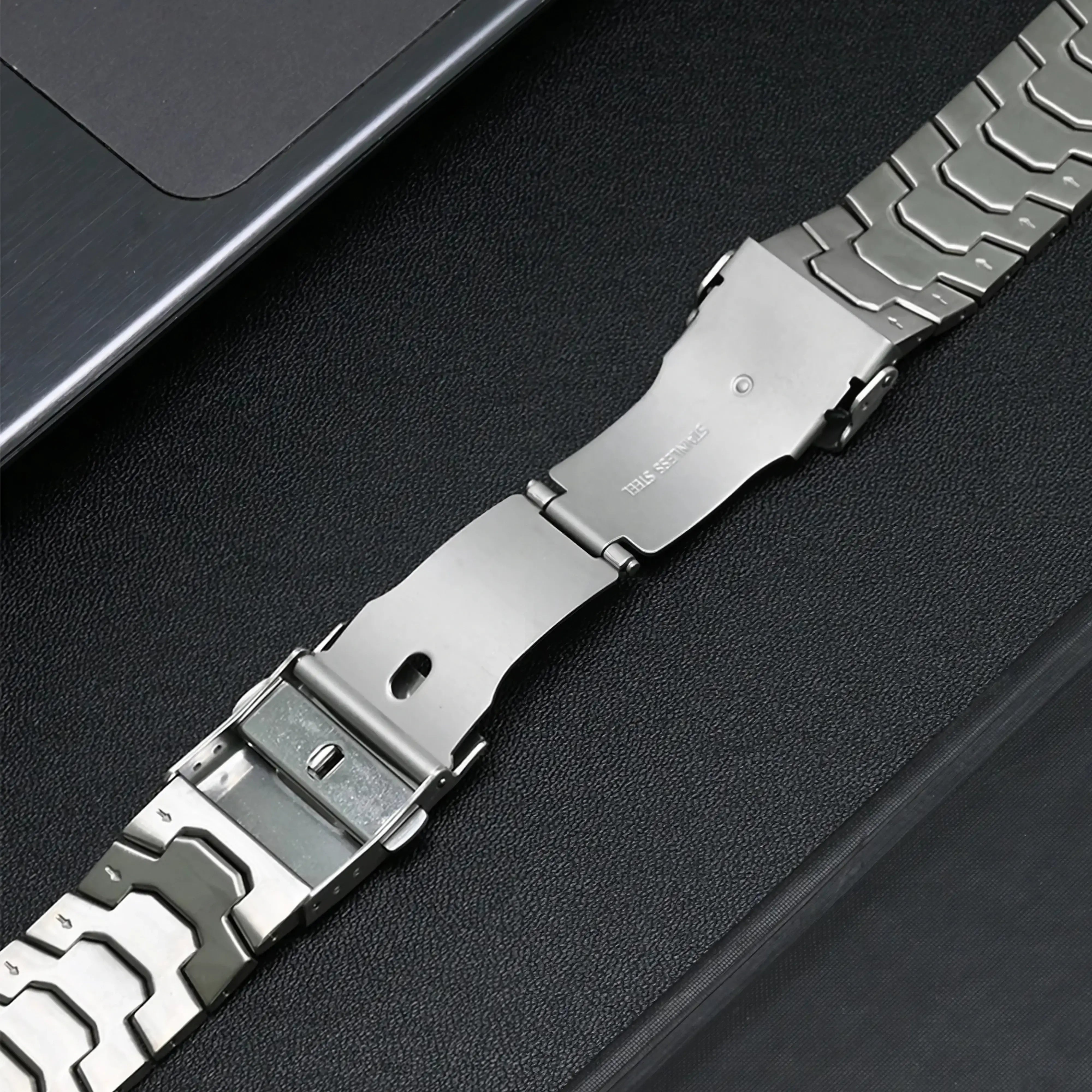Image of Kryos — Stainless Link — Galaxy Watch 8 - Nothing but Bands