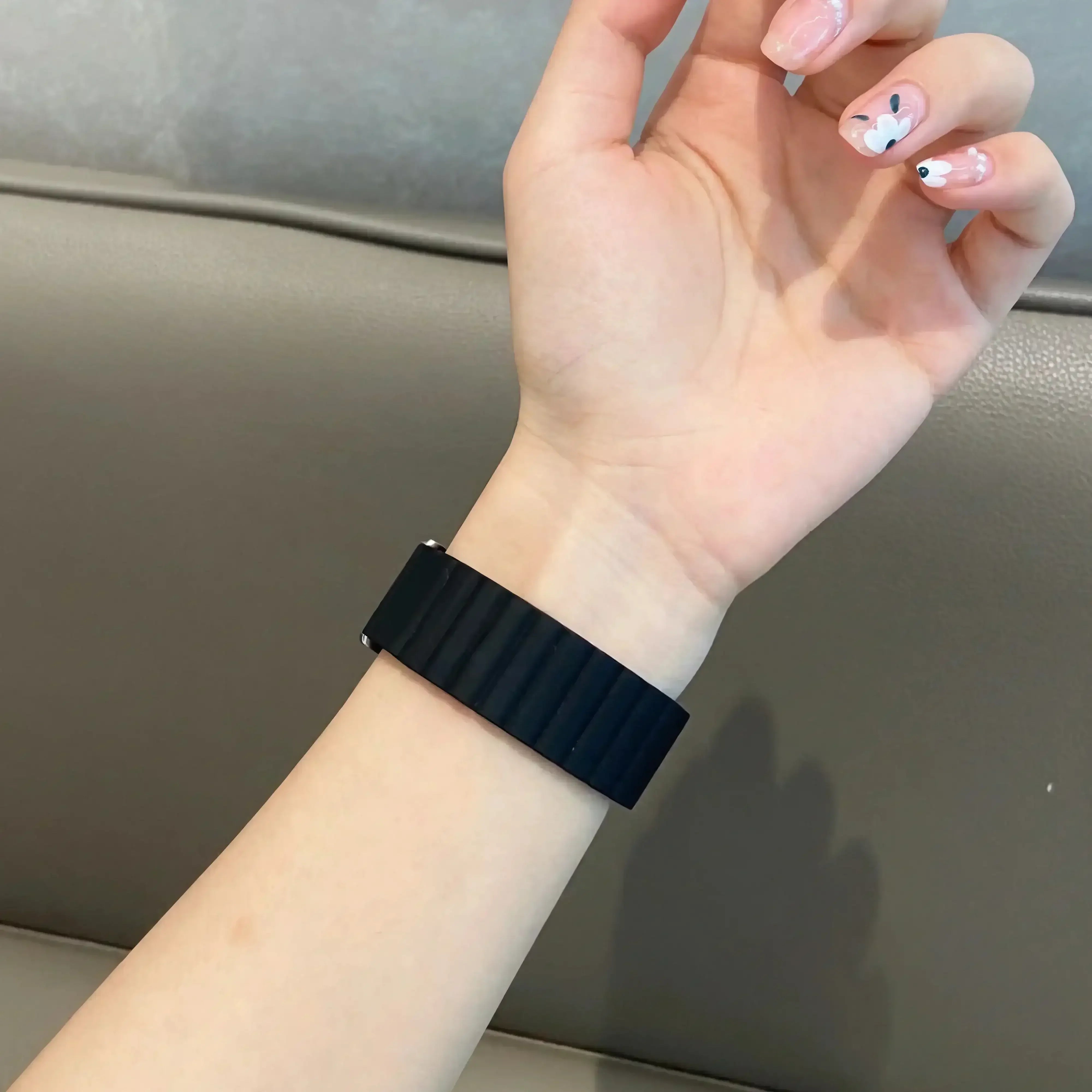 Image of Rovan — Magnetic Silicone Sport Band — Galaxy Watch 8 - Nothing but Bands