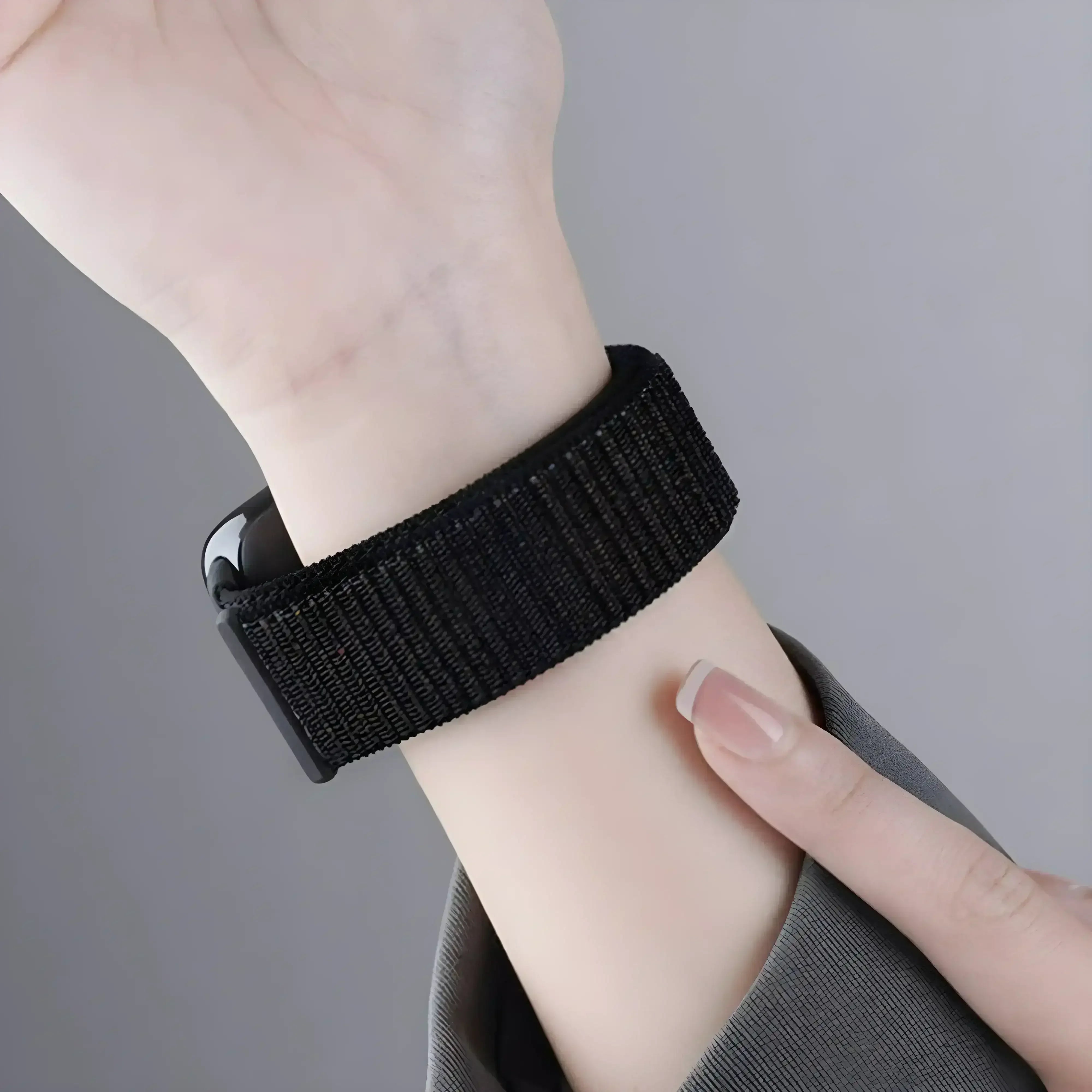 Image of Vellora - Nylon Loop - Fitbit Versa 3/4 & Sense 1/2 - Nothing but Bands